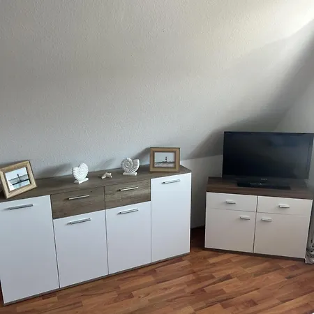 Haus-ites-jun-leuchtturm Apartamento *